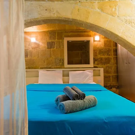 Duplex Studio Valletta